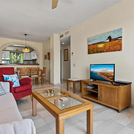 Family With Pool By Costarentals - Ref 208 Apartment