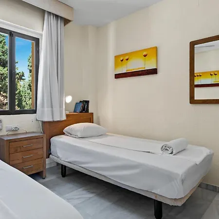 Apartment Family With Pool By Costarentals - Ref 208 Sitio de Calahonda