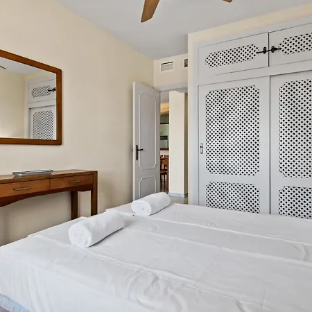 Apartment Family With Pool By Costarentals - Ref 208 Sitio de Calahonda